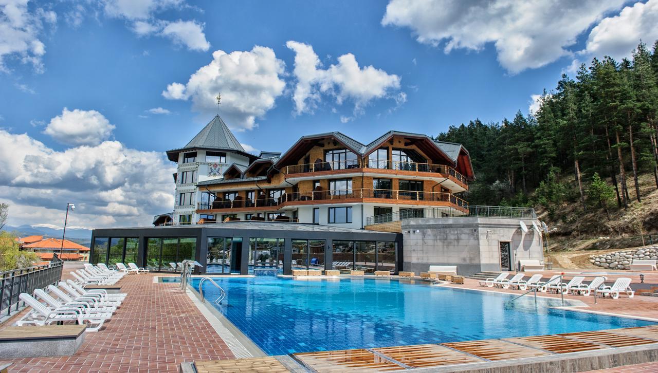 Hot Springs Medical And Spa Banya  Exterior photo