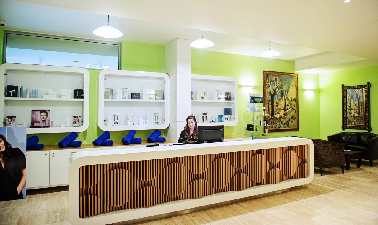 Hot Springs Medical And Spa Banya  Exterior photo